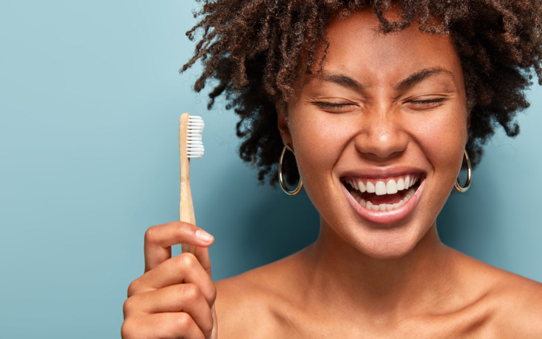 Dental Tips for Healthy Summer Smiles